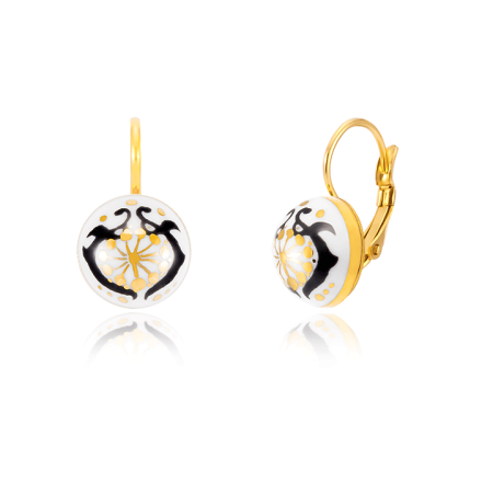 Infinity Earrings Lens Leverback