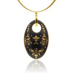 Baroque Black&Gold Oval Pendant